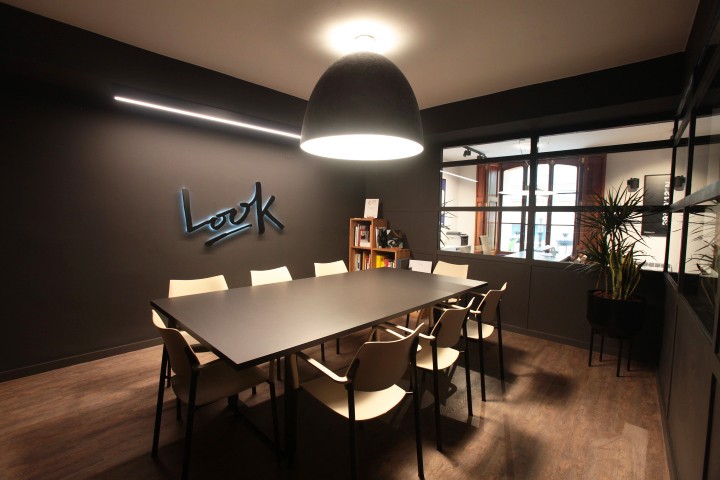 酒業(yè)公司裝修