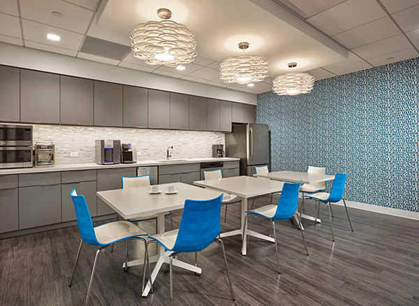 問： 辦公室裝修找熟人好嗎