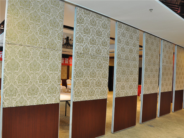 關(guān)于辦公室裝修中活動(dòng)隔斷保養(yǎng)知識(shí)的一些分享：