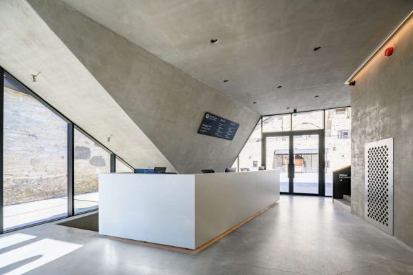 辦公室裝修-辦公室裝修設(shè)計(jì)高檔寫字樓辦公室軟裝怎么做?