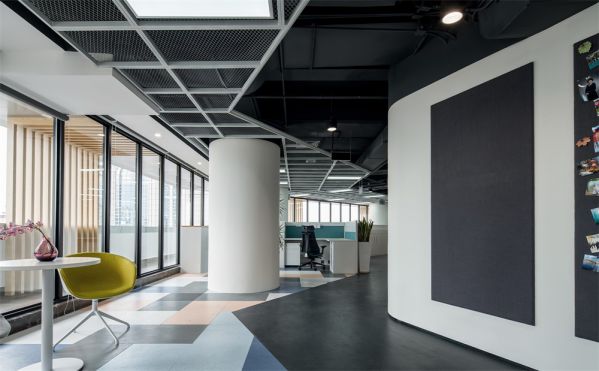 寫字樓裝修需要與公司文化屬性相結(jié)合：