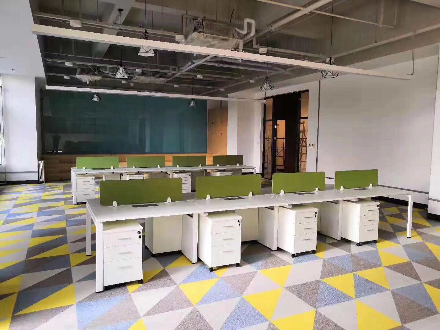 辦公室寫(xiě)字樓裝修施工手法：